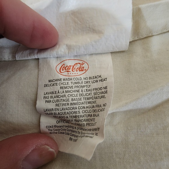 Coca-Cola Bedding 1990s (?) 80x85 Comforter 2‎ Shams - Picture 5 of 16